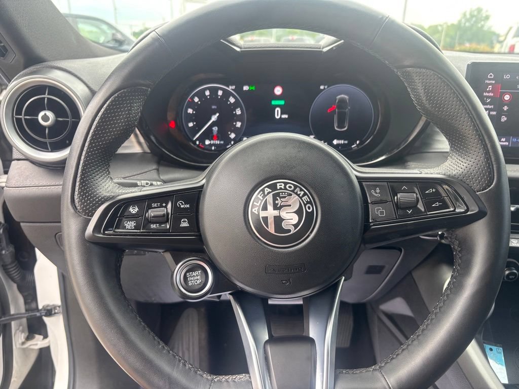 Used 2024 Alfa Romeo Tonale Ti w/ Active Assist Package AWD/4WD image 17