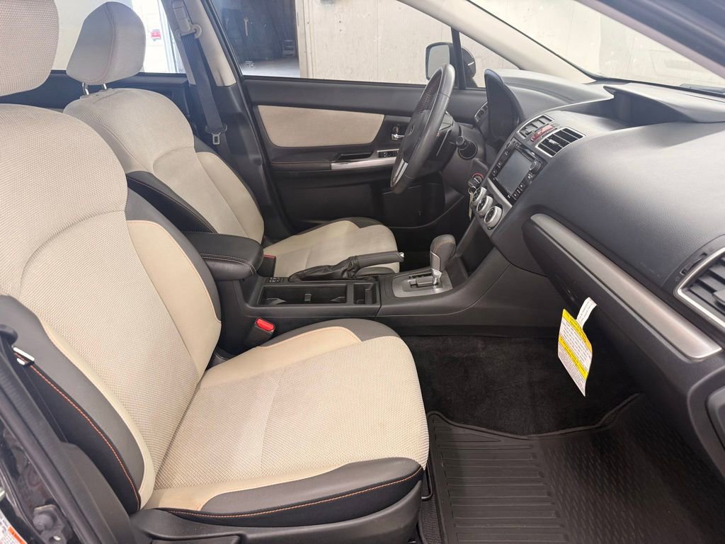 Used 2017 Subaru Crosstrek 2.0i Premium w/ Moonroof Package image 7