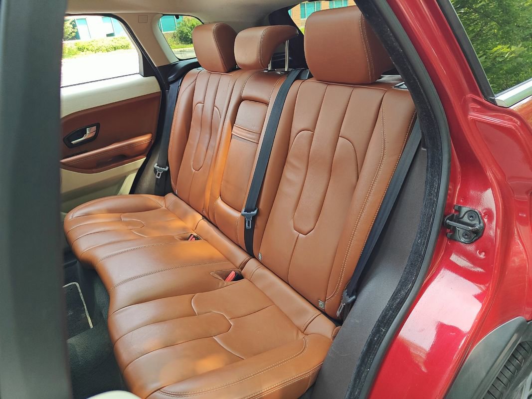 Used 2012 Land Rover Range Rover Evoque Prestige w/ Prestige Premium Pkg image 13