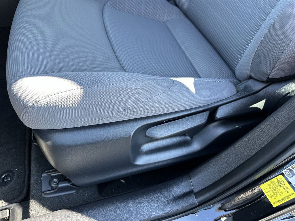 Used 2023 Toyota Corolla SE image 12