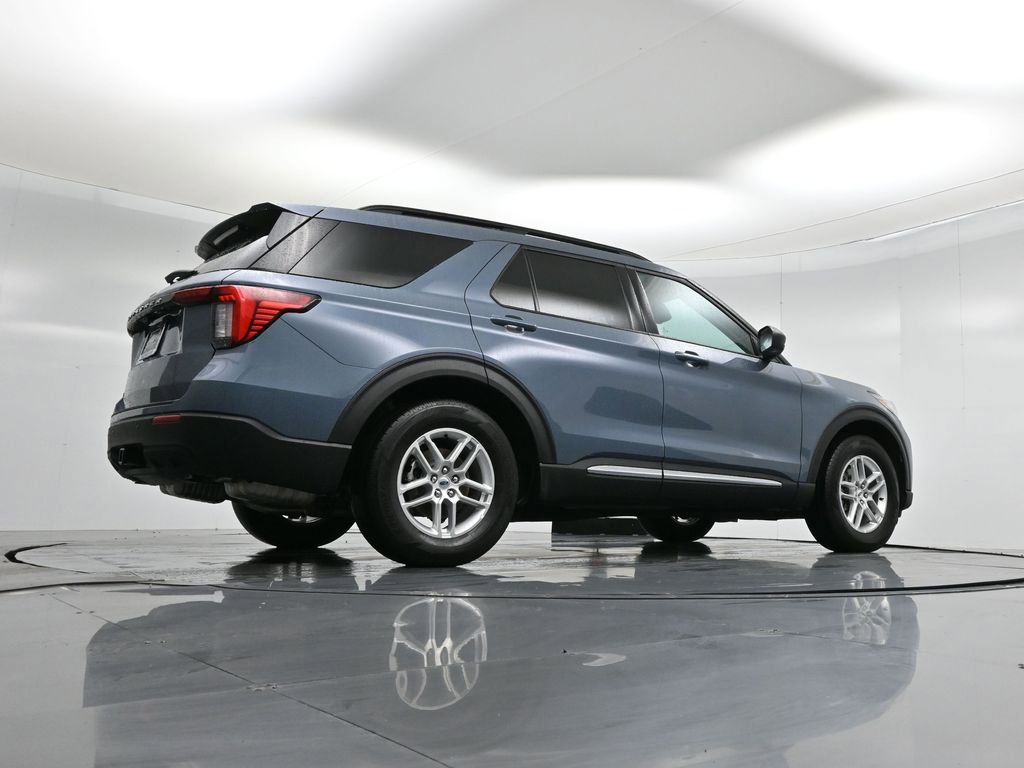 Certified 2025 Ford Explorer Active image 49