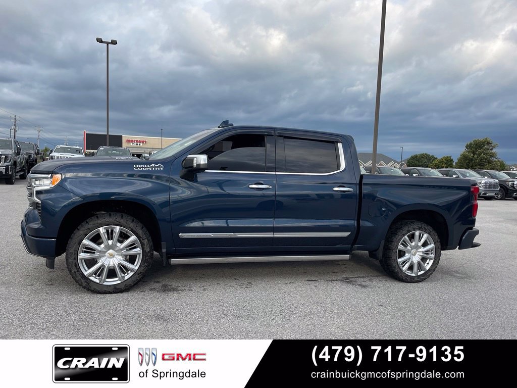 Used 2023 Chevrolet Silverado 1500 High Country w/ Technology Package AWD/4WD image 4
