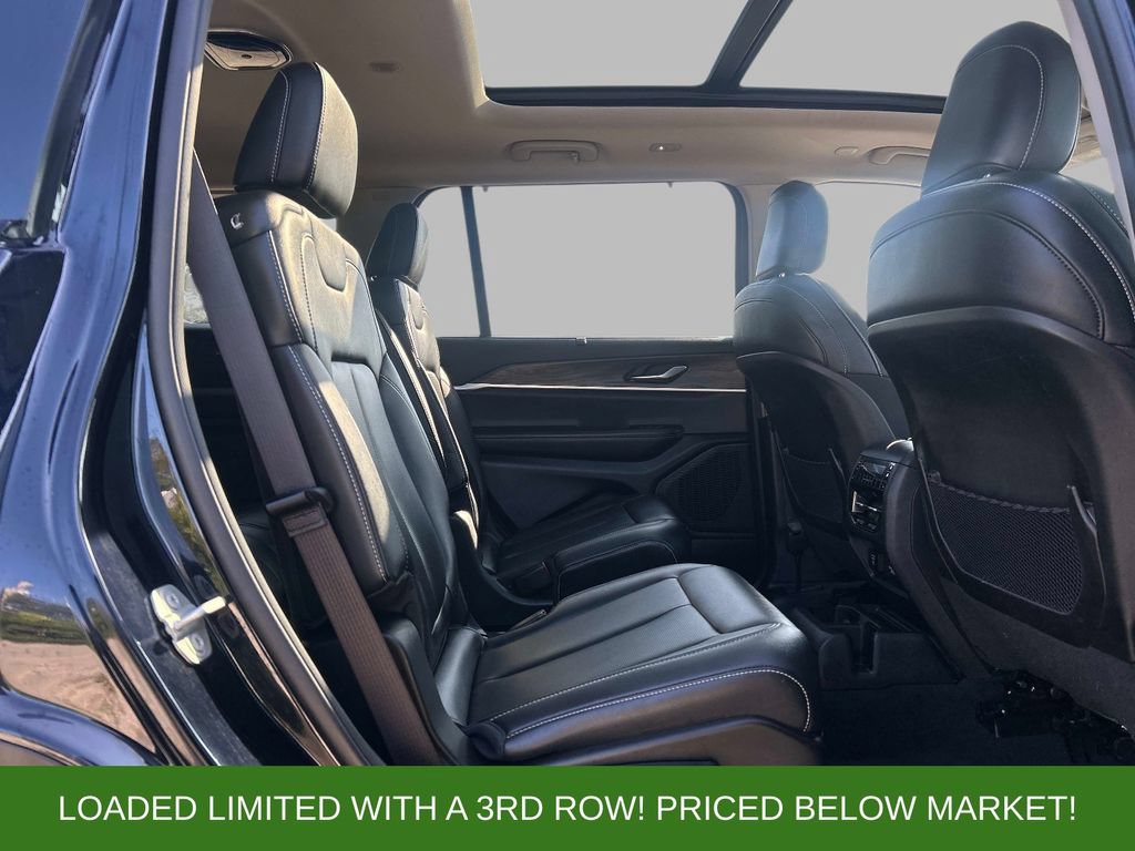 Used 2023 Jeep Grand Cherokee L Limited w/ Luxury Tech Group II AWD/4WD image 17