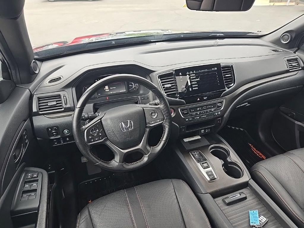 Used 2023 Honda Passport TrailSport image 23