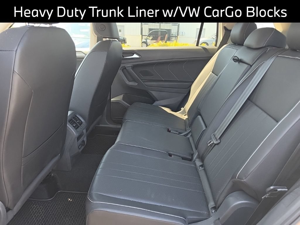 Used 2023 Volkswagen Tiguan SE FWD image 12