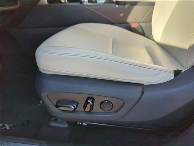 Used 2023 Lexus RX 350 Premium w/ Cold Area Package FWD image 10