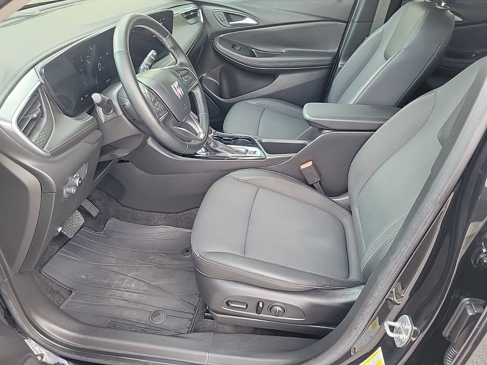 Certified 2024 Buick Encore GX Preferred w/ Comfort Package AWD/4WD image 12