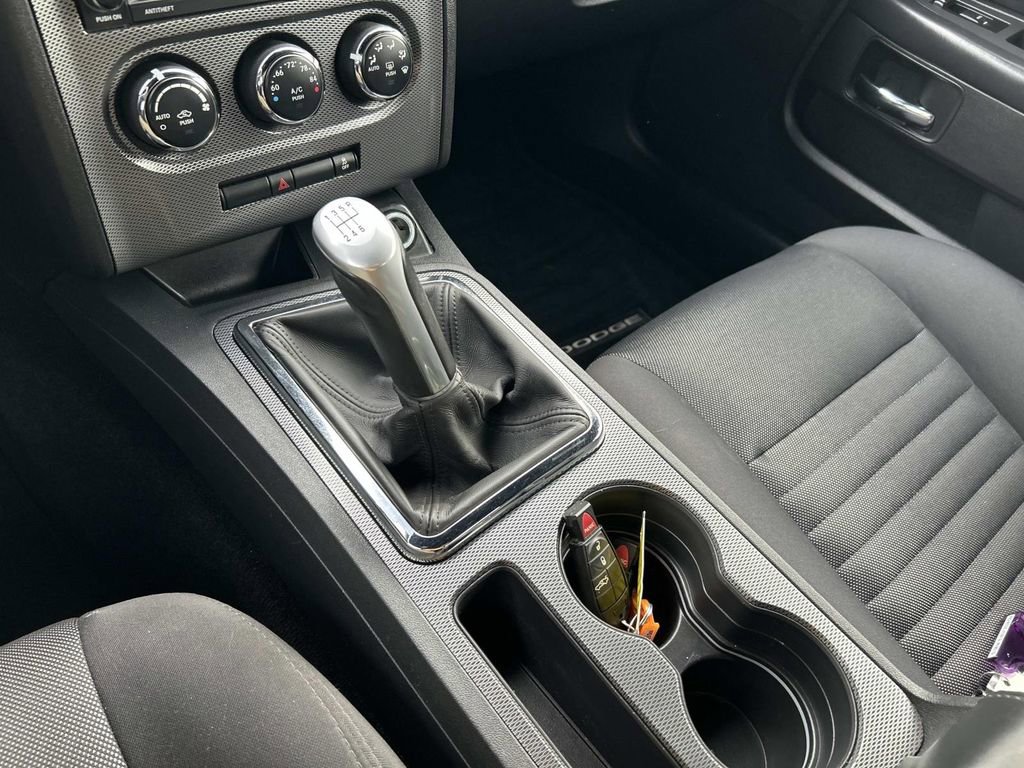 Used 2013 Dodge Challenger R/T image 23