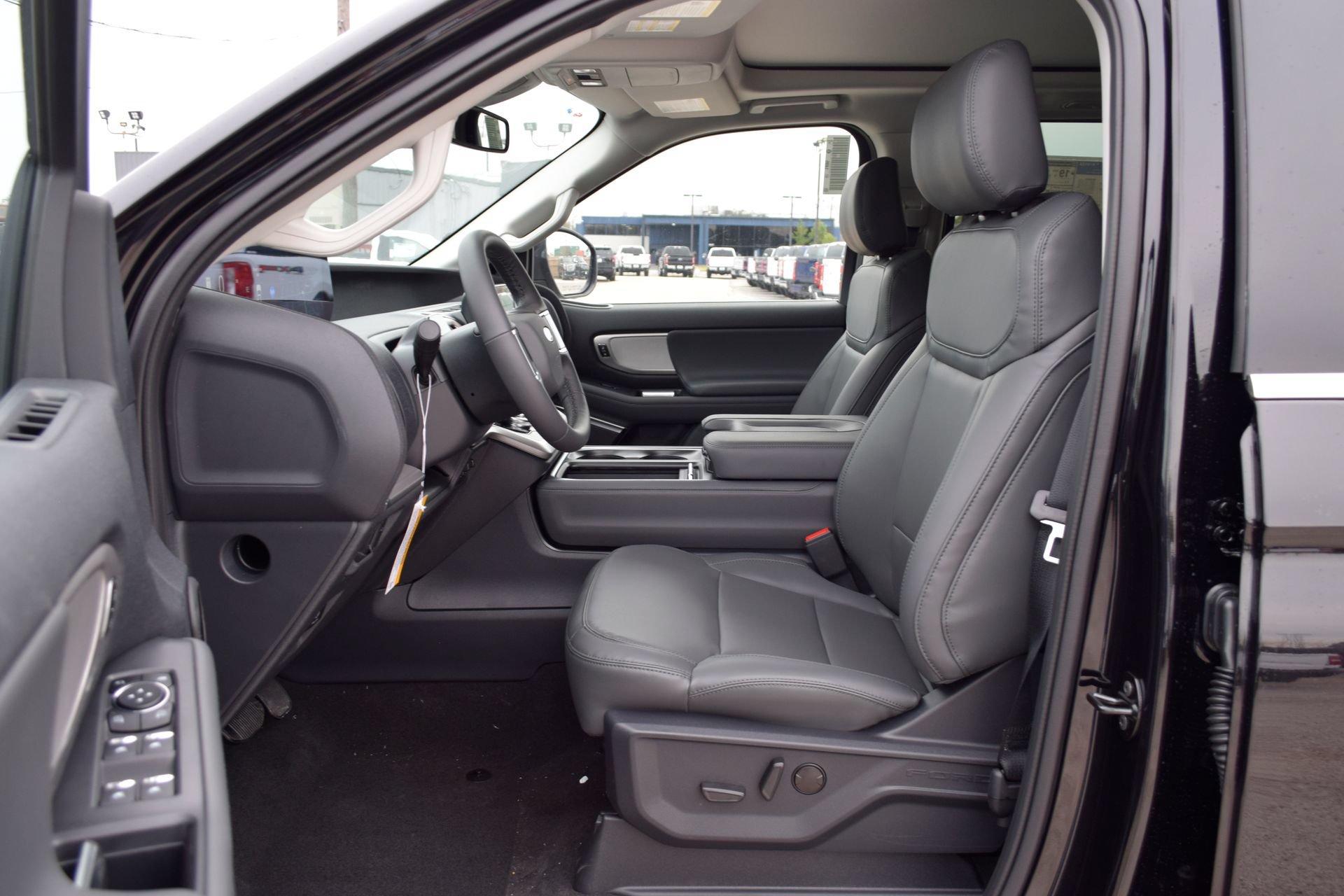 New 2026 Ford Expedition Max Active RWD image 18