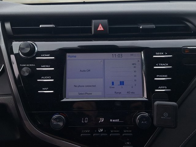 Used 2019 Toyota Camry SE image 12