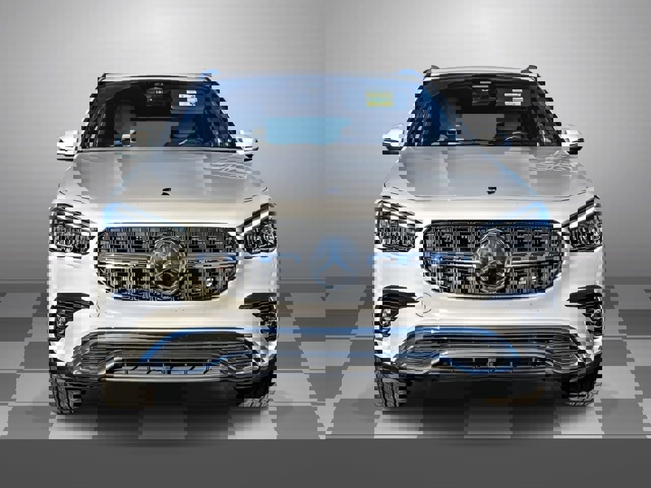 Used 2025 Mercedes-Benz GLA 250 4MATIC image 2