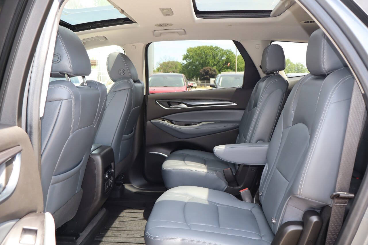 Used 2020 Buick Enclave Premium w/ Sun and Sites Package AWD/4WD image 14