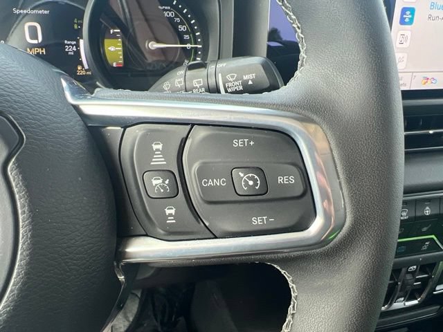 Certified 2025 Jeep Wrangler Unlimited Sahara AWD/4WD image 19
