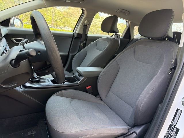 Used 2025 Kia K4 LXS image 10