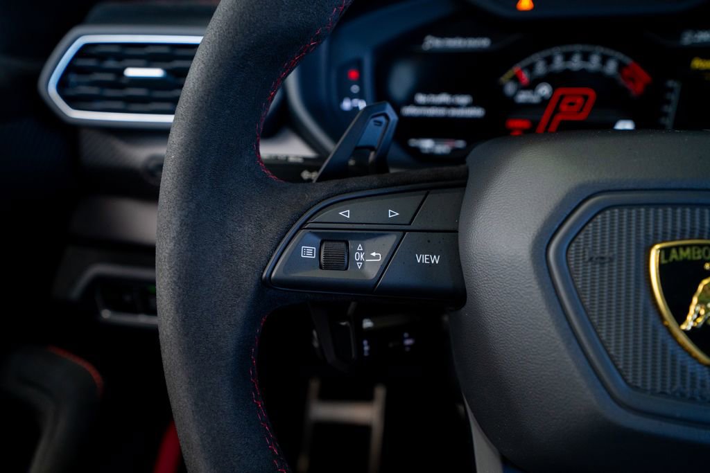 Used 2024 Lamborghini Urus Performante image 46