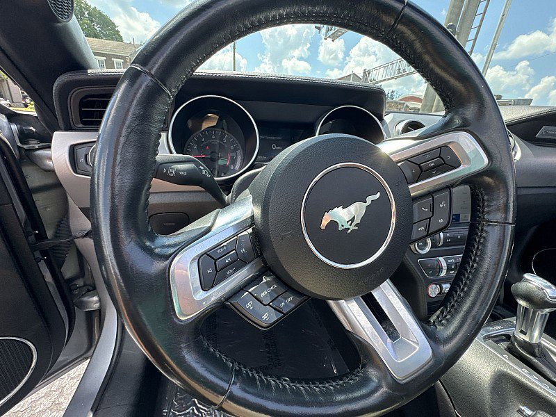 Used 2023 Ford Mustang Premium image 15