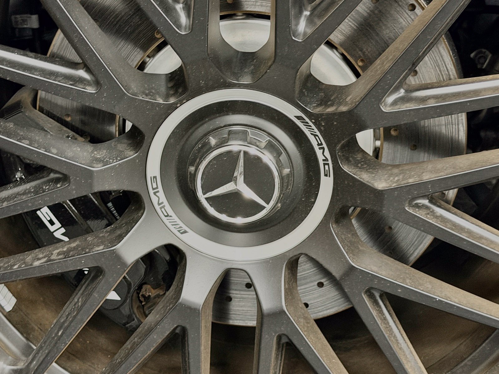 Used 2024 Mercedes-Benz SL 63 AMG 4MATIC image 18