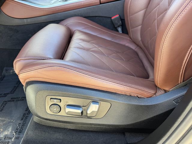 Used 2023 BMW X5 xDrive40i w/ Premium Package AWD/4WD image 13