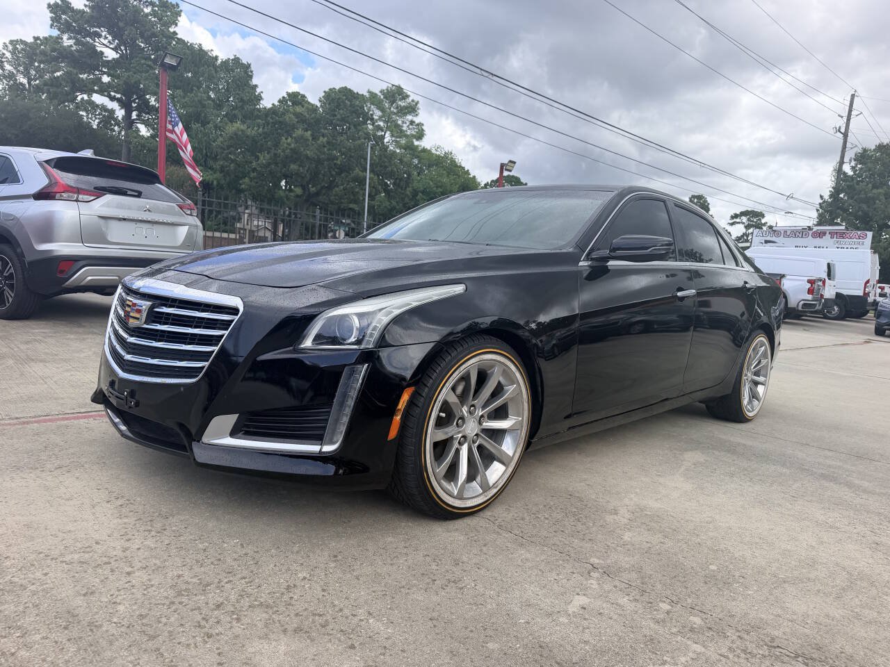 Used 2019 Cadillac CTS Luxury RWD image 2