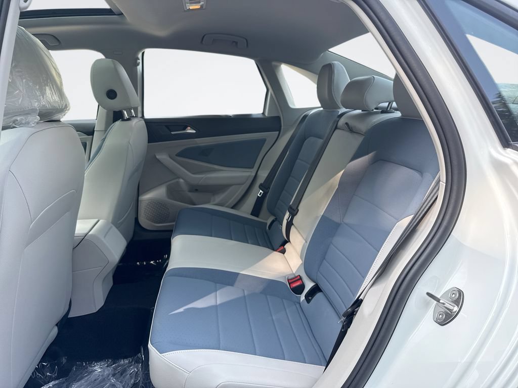 New 2026 Volkswagen Jetta SE FWD image 25
