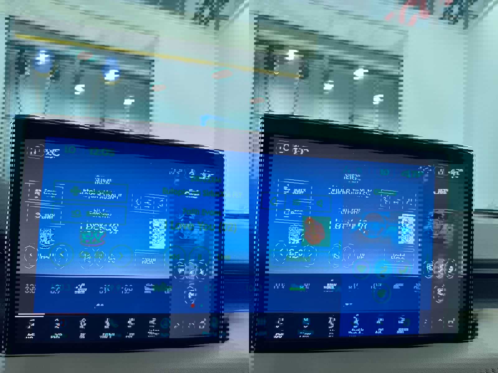 Used 2023 Lincoln Nautilus Reserve image 23