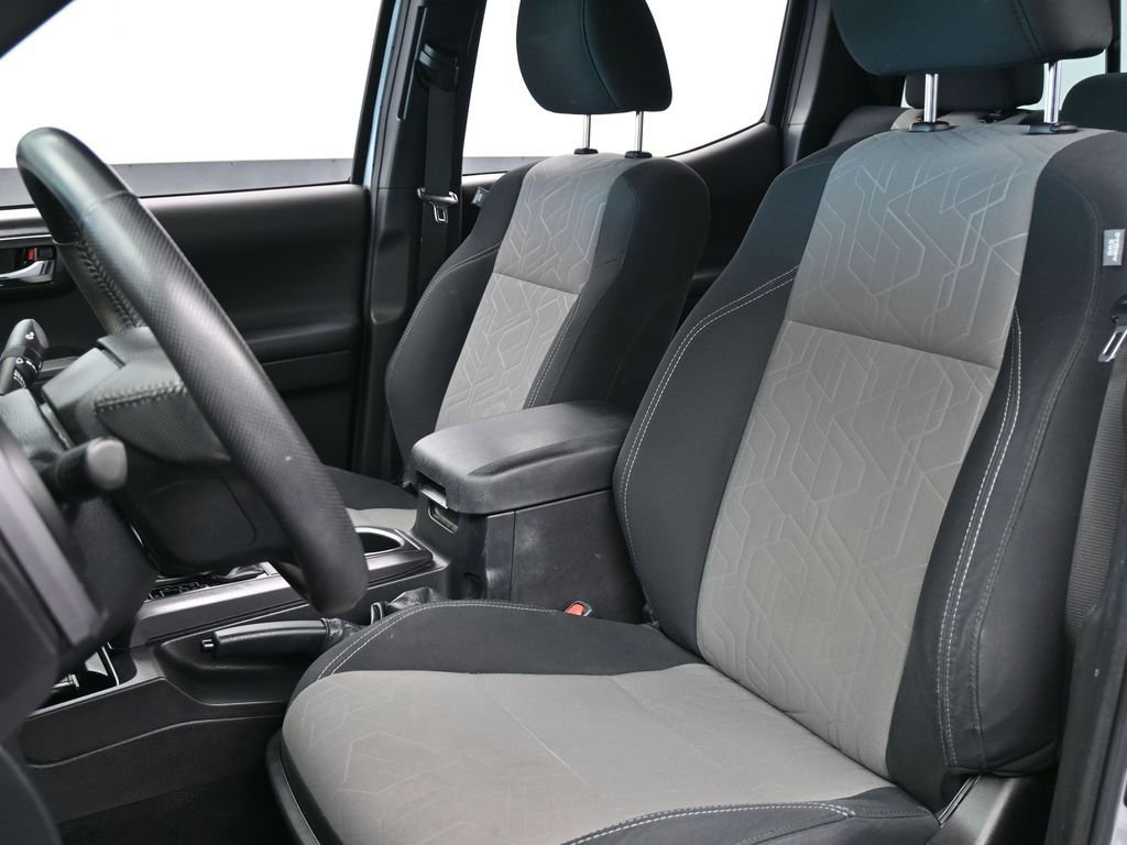 Used 2023 Toyota Tacoma TRD Sport image 10