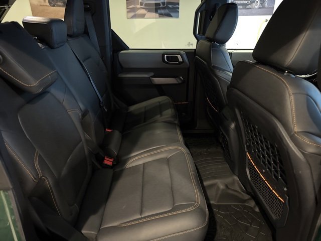 Used 2023 Ford Bronco Badlands w/ Sasquatch Package image 11