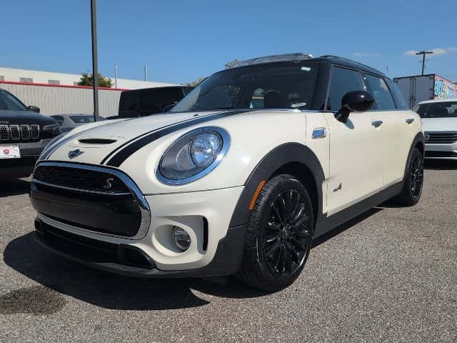 Used 2017 MINI Cooper Clubman S image 3