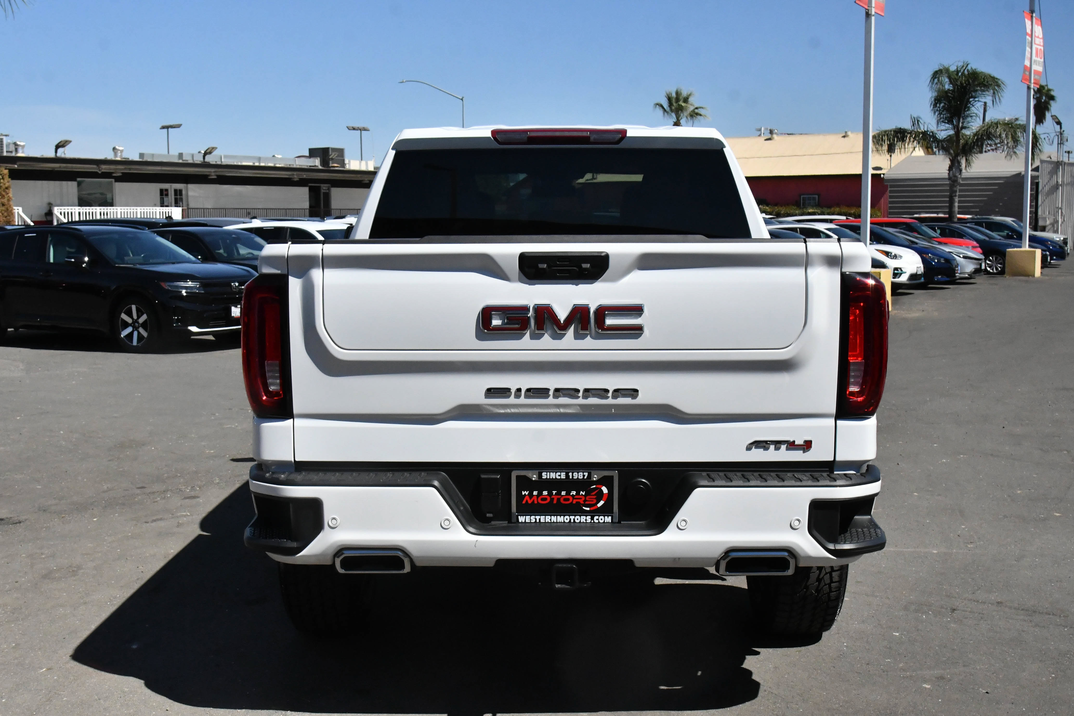 Used 2025 GMC Sierra 1500 AT4 AWD/4WD image 7