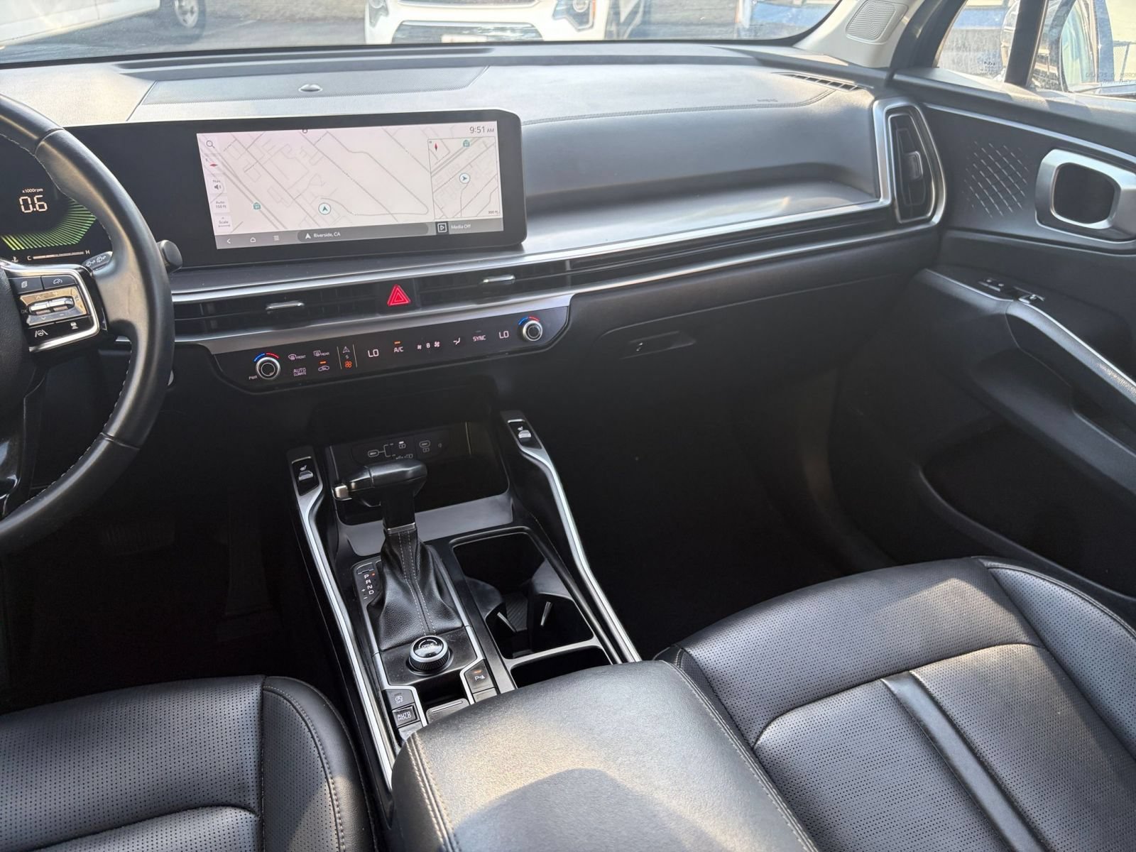 Used 2024 Kia Sorento S FWD image 33