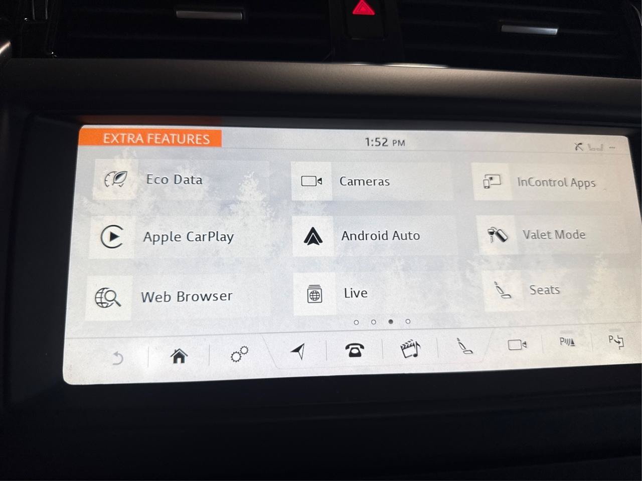 Used 2020 Land Rover Discovery Landmark AWD/4WD image 37