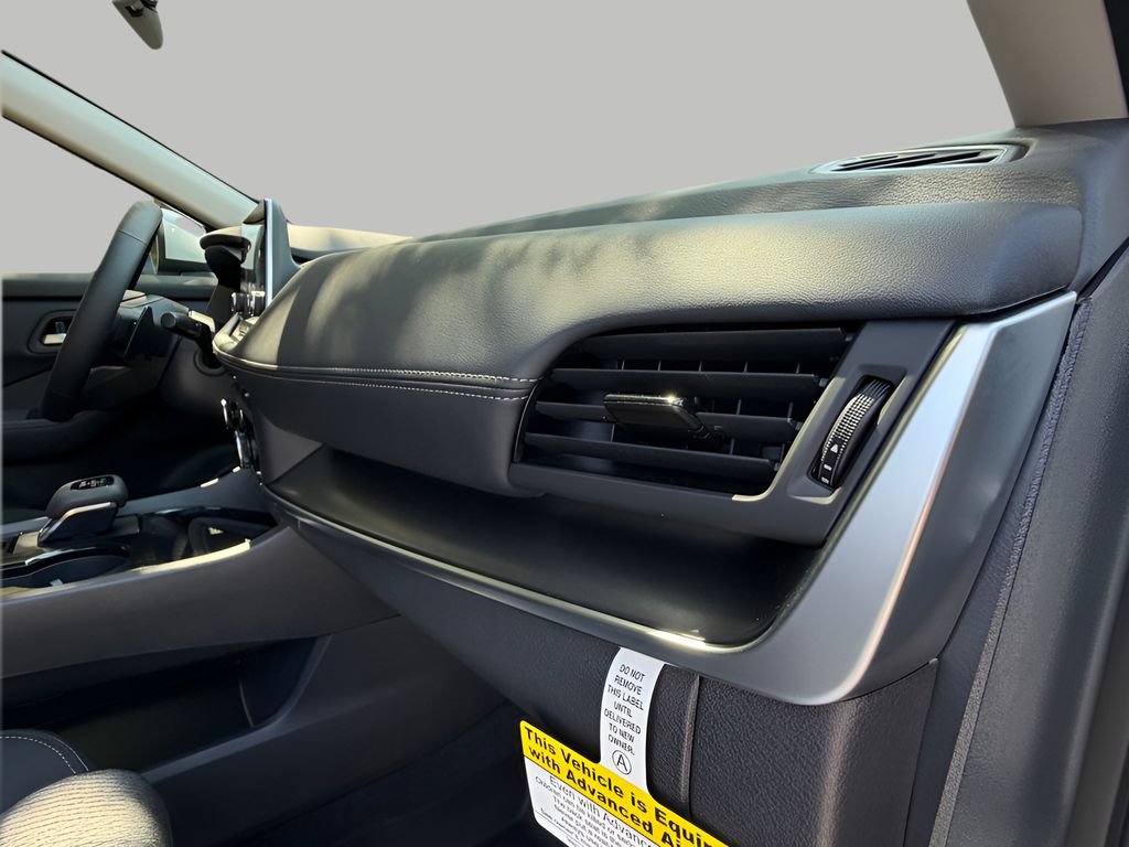New 2026 Nissan Rogue SV AWD/4WD image 12