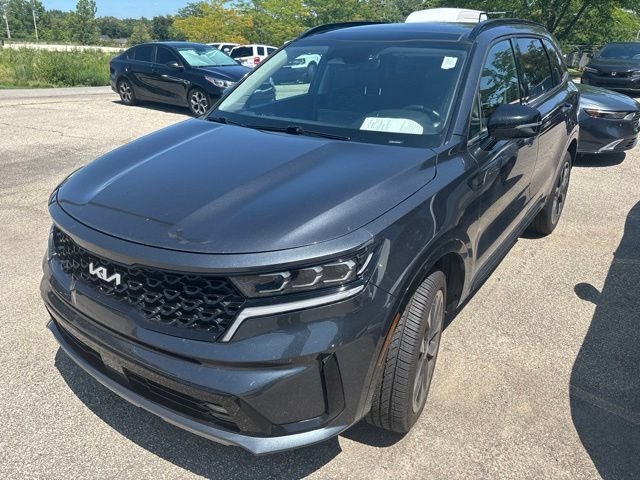 Used 2022 Kia Sorento SX AWD/4WD image 2
