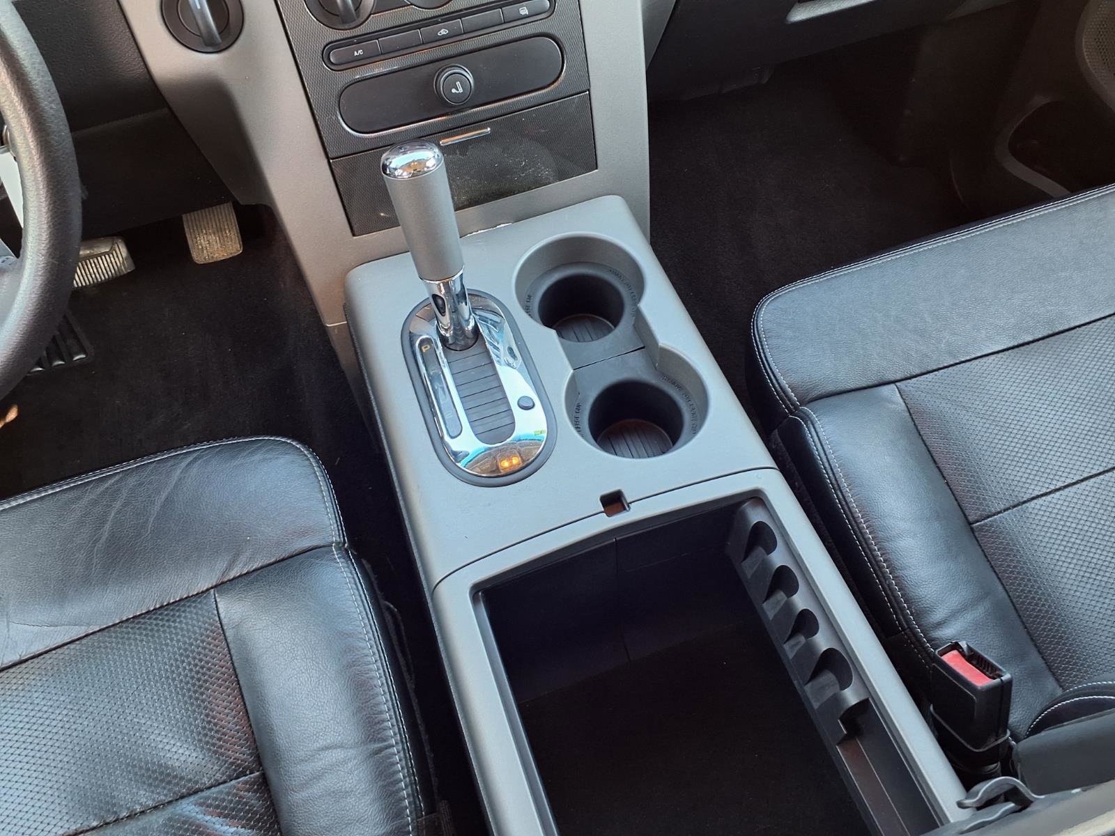 Used 2005 Ford F150 XLT AWD/4WD image 8