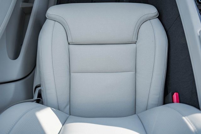 New 2026 Volvo XC60 B5 Ultra w/ Protection Package Premier AWD/4WD image 31