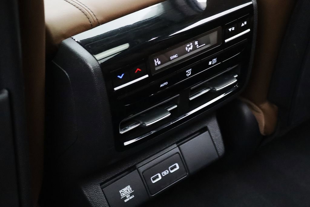 Certified 2023 Acura MDX SH-AWD w/ Technology Package image 9