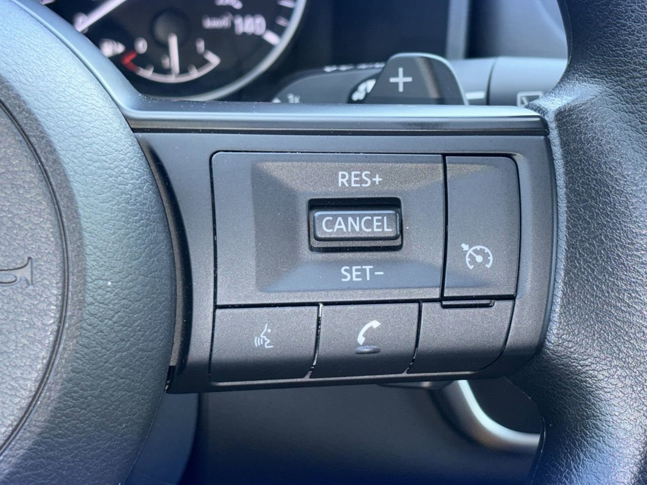 Certified 2024 Nissan Rogue S FWD image 19
