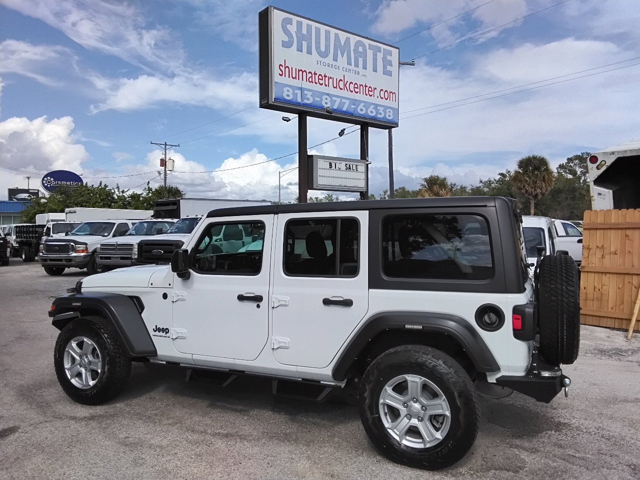 Used 2023 Jeep Wrangler Unlimited Sport image 8