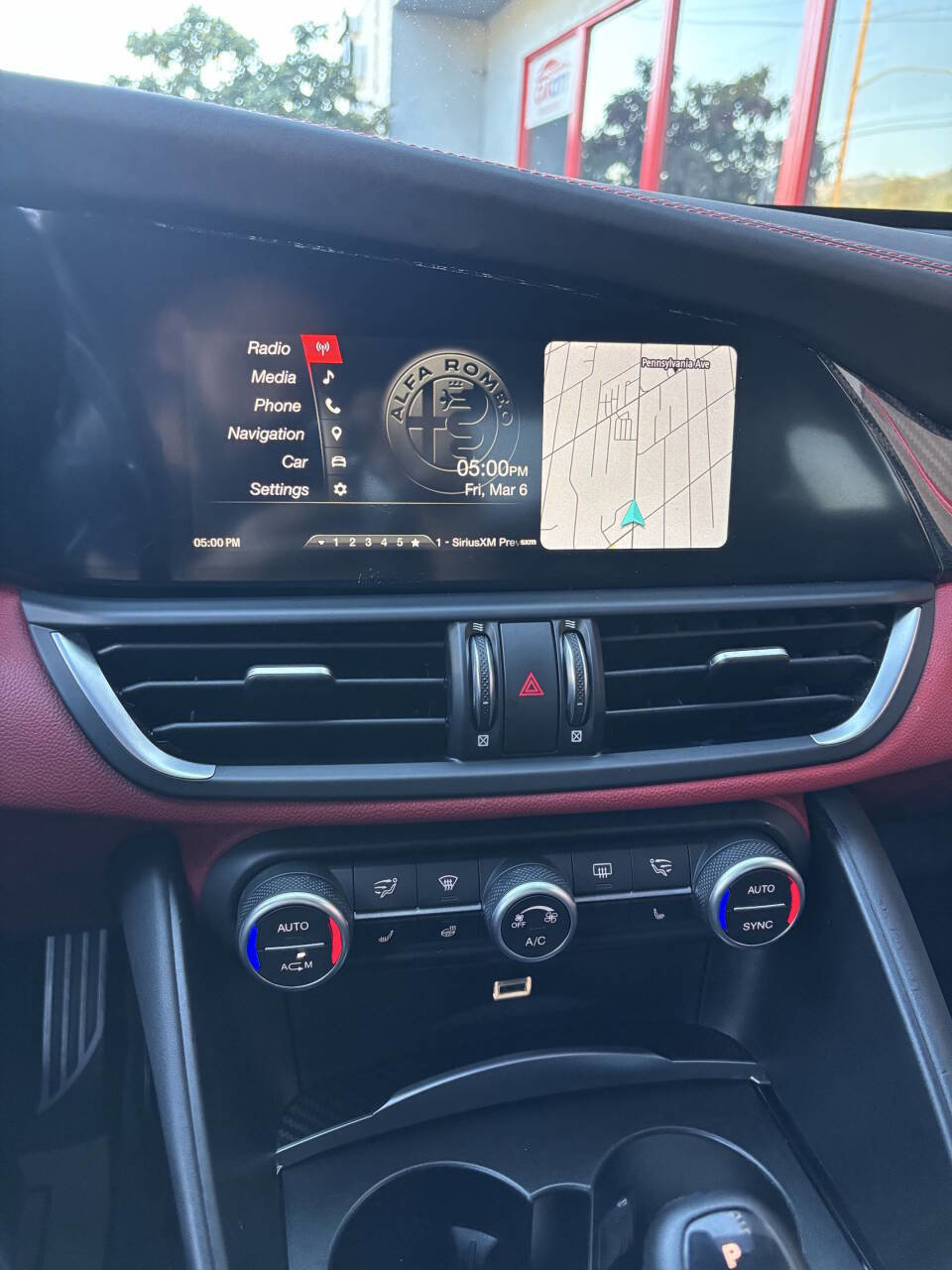 Used 2019 Alfa Romeo Giulia Quadrifoglio w/ Driver Assist Dynamic Package image 12