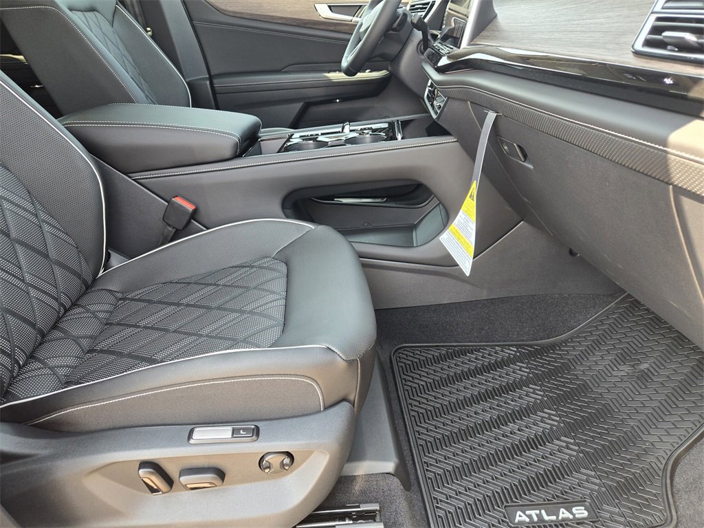 New 2026 Volkswagen Atlas SEL Premium R-Line image 12