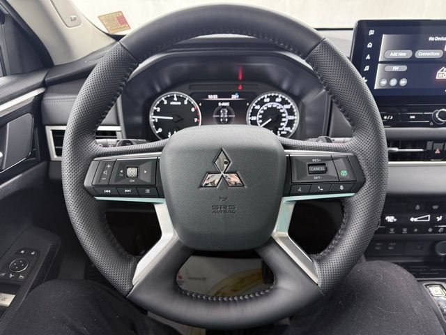 New 2026 Mitsubishi Outlander AWD image 31