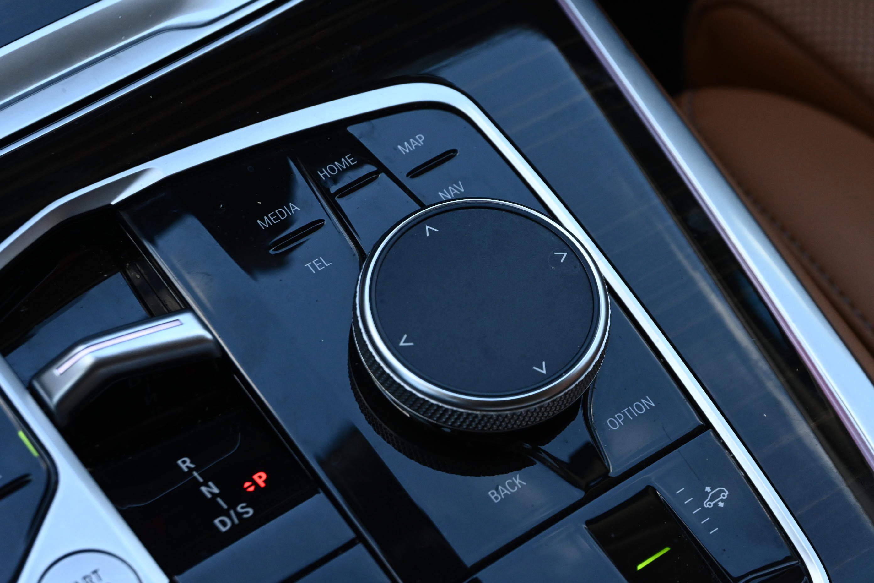 Certified 2024 BMW X7 xDrive40i w/ Premium Package image 22