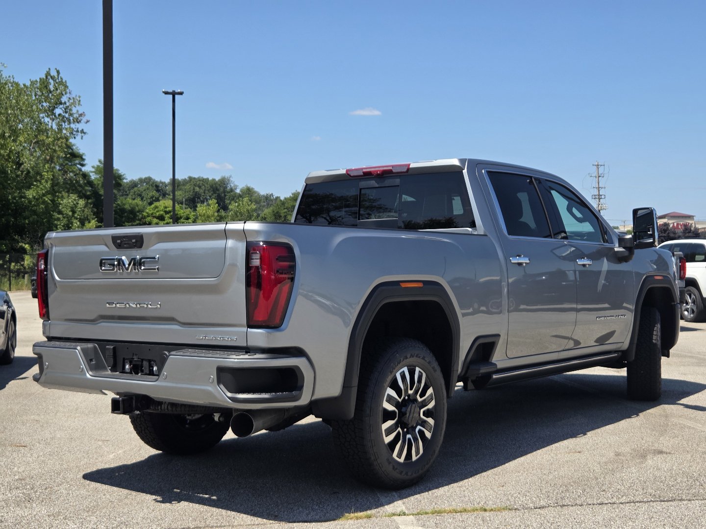 New 2026 GMC Sierra 2500 Denali Ultimate AWD/4WD image 19