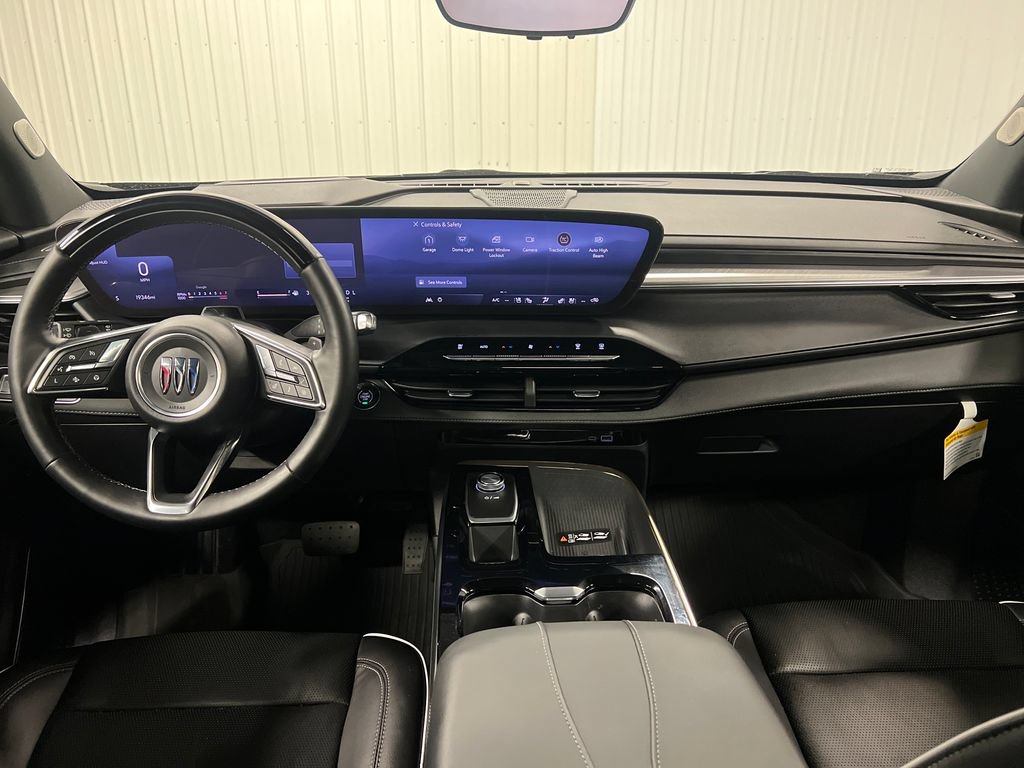 Certified 2025 Buick Enclave Avenir w/ Super Cruise Package AWD/4WD image 18