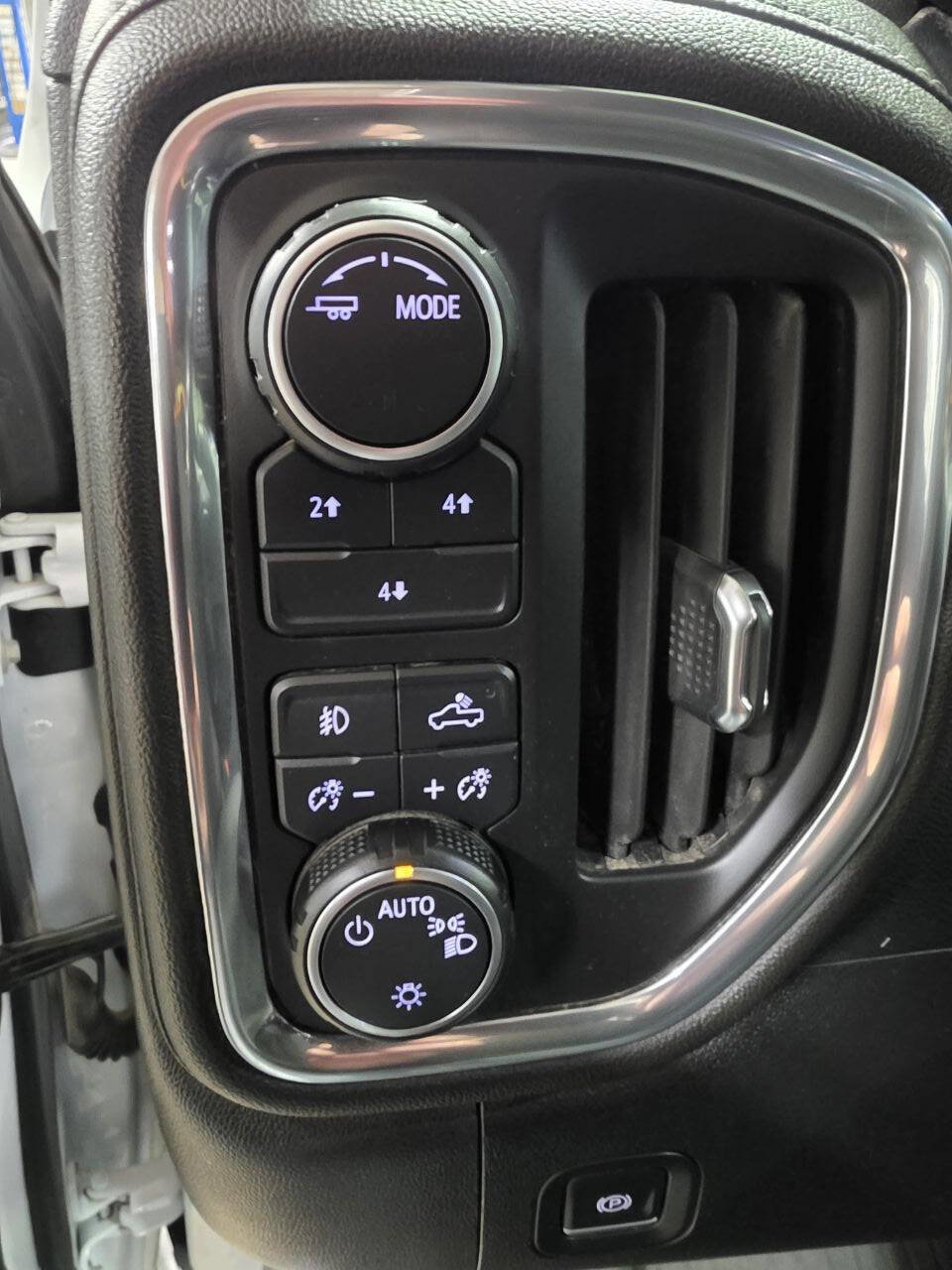 Used 2023 Chevrolet Silverado 2500 LT w/ Convenience Package AWD/4WD image 26