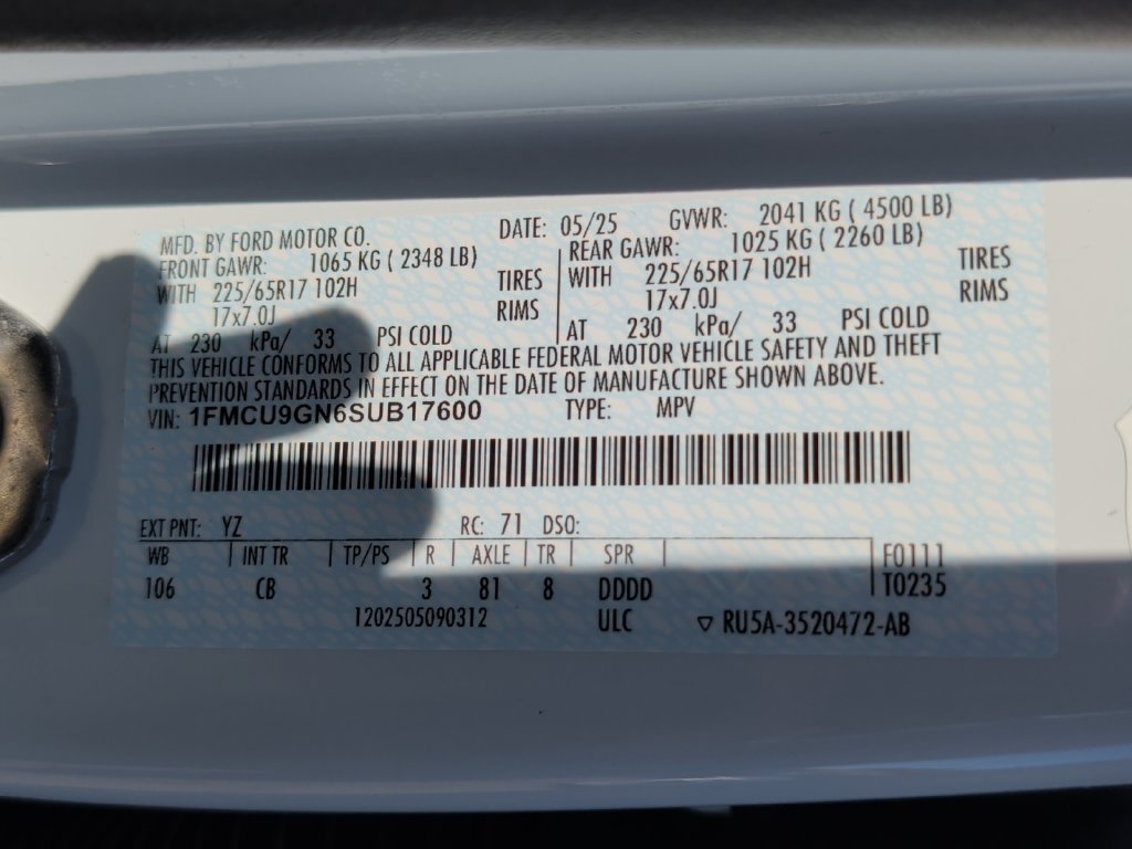 Used 2025 Ford Escape Active AWD/4WD image 40