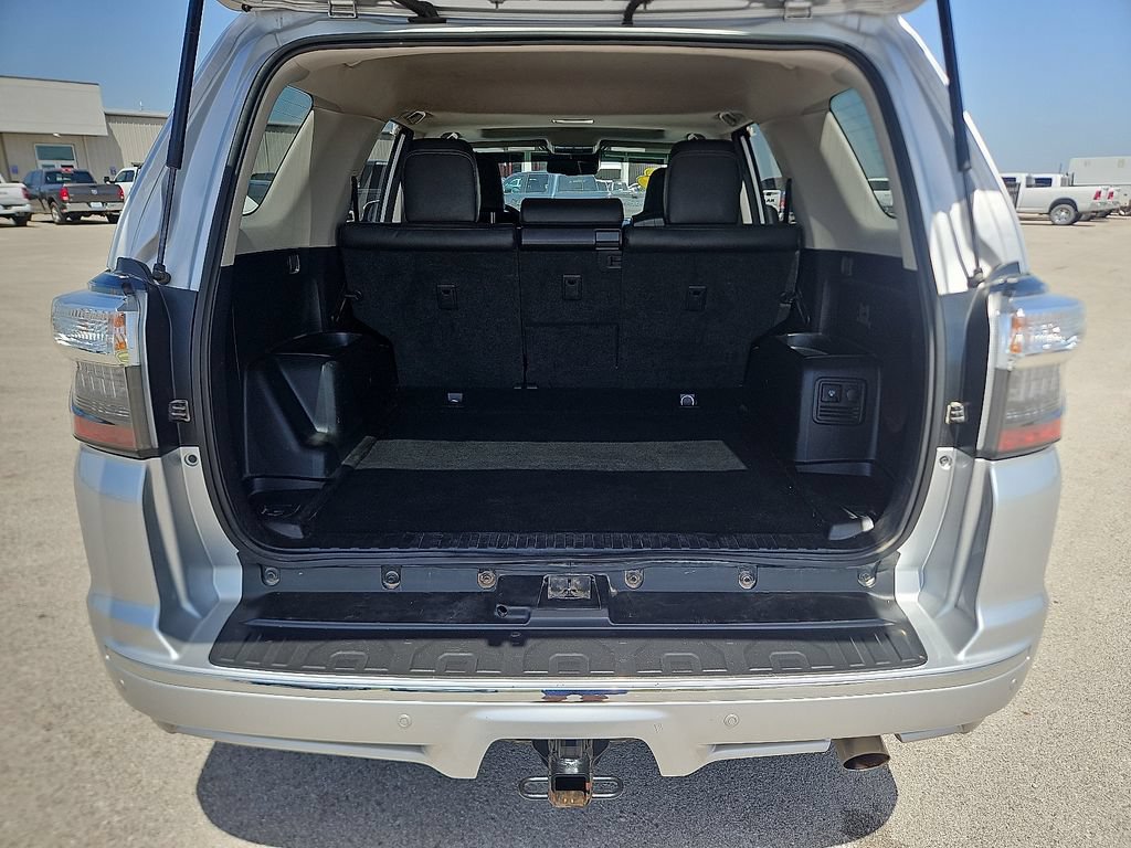 Used 2022 Toyota 4Runner Limited AWD/4WD image 15