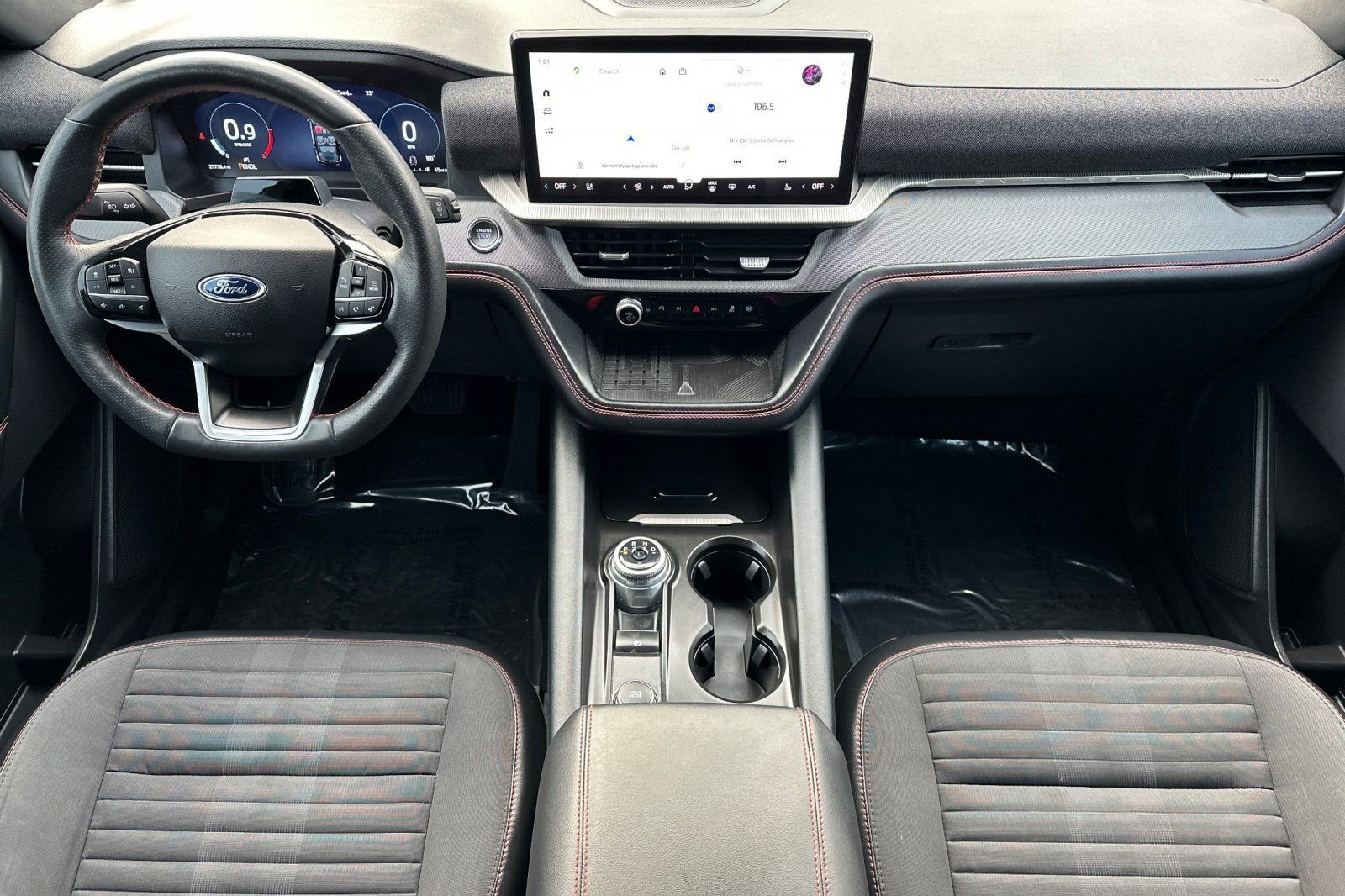 Used 2025 Ford Explorer ST-Line w/ Premium Package image 12