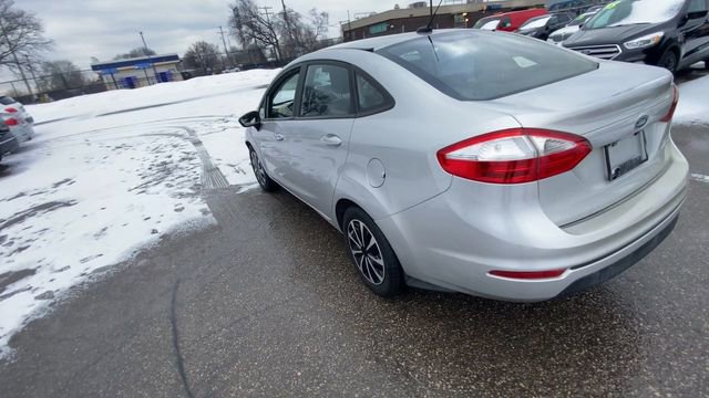 Used 2015 Ford Fiesta S image 8