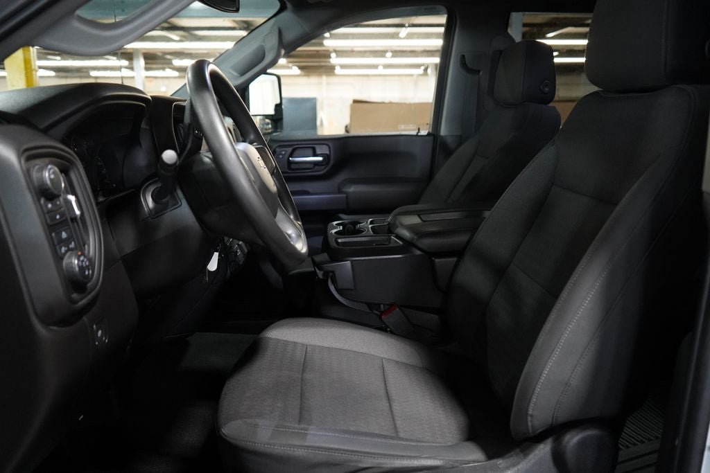 Used 2022 Chevrolet Silverado 2500 Custom w/ Custom Value Package AWD/4WD image 15